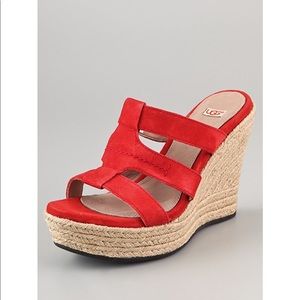 Ugg - Tawnie Wedge Size 9